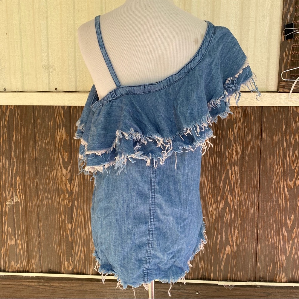 BLANKNYC making wave distressed one shoulder top S - Picture 3 of 7